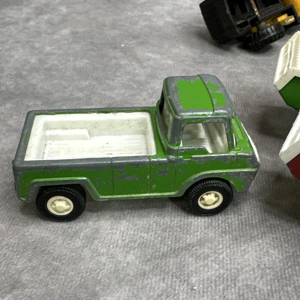 Tootsie Toy Truck Lot Metal Die Cast Chicago Dozer Roller Pick Up Red Green 1970